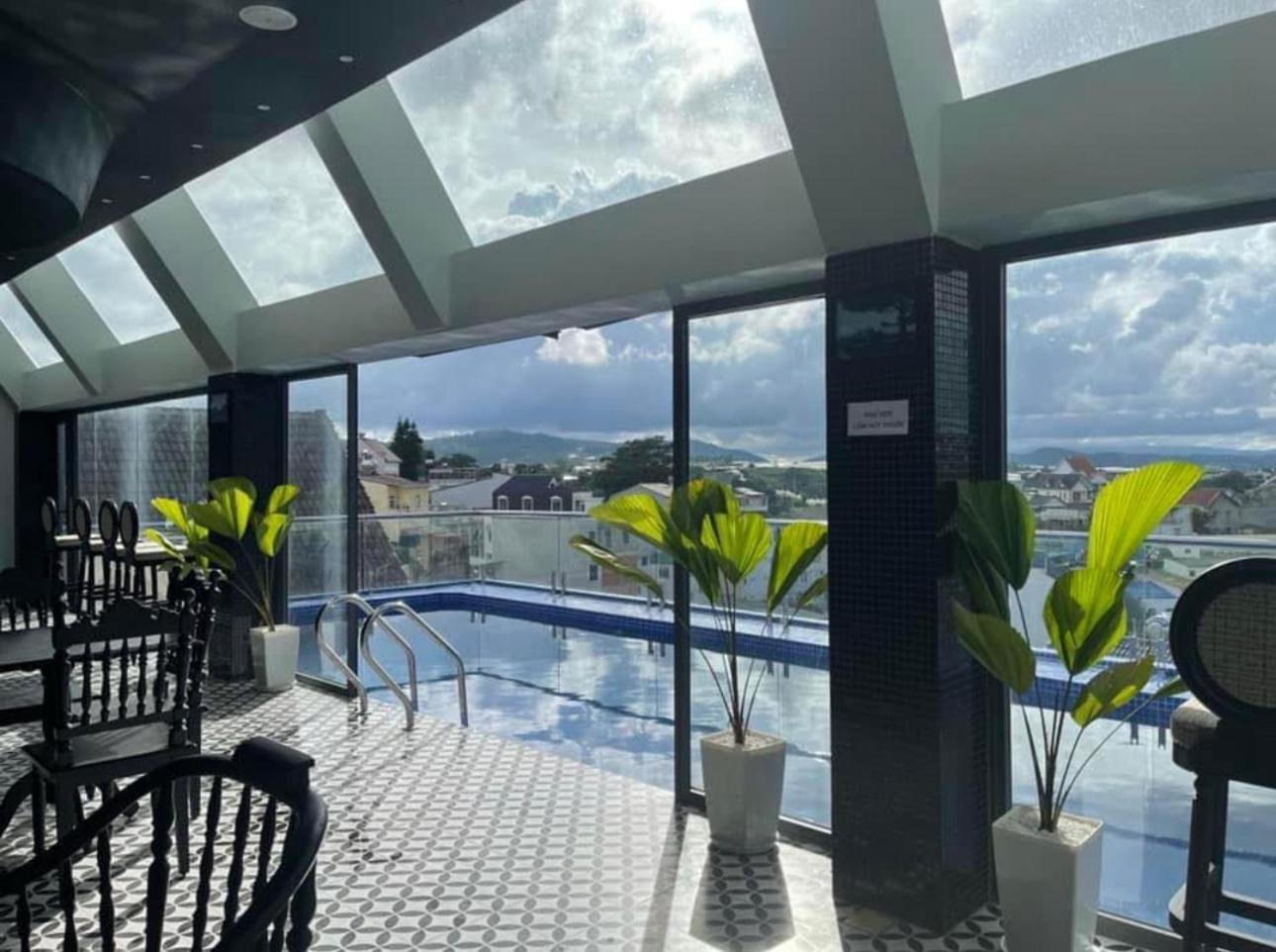Ttr Skypool View 4* Далат